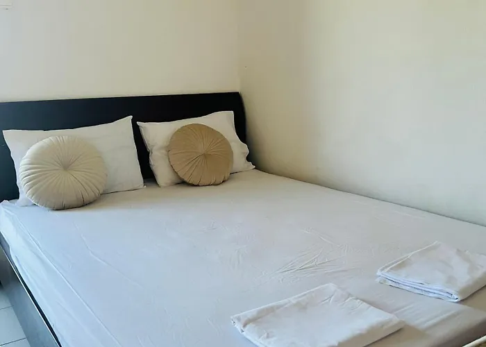 Complex , Delta Hospitality *